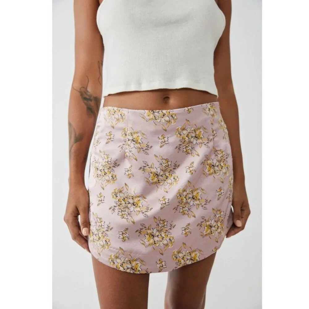 NWT‎ Women's FREE PEOPLE All Dressed Up Mini Skirt / Pink Combo | Size 6